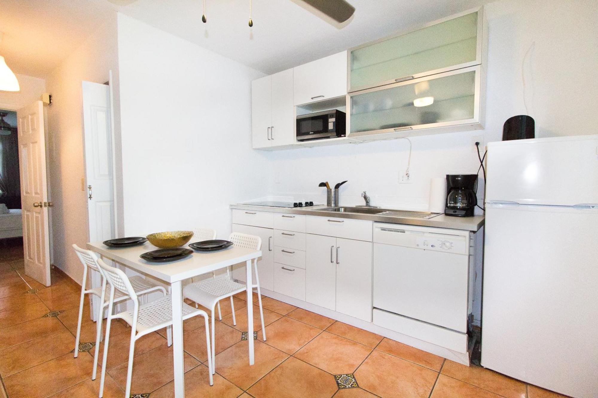 713 Miami Beach Apartments Экстерьер фото